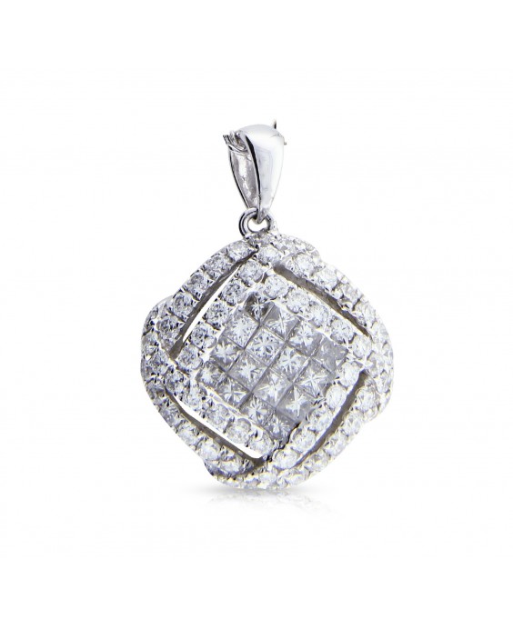 18K Pendant With Diamond