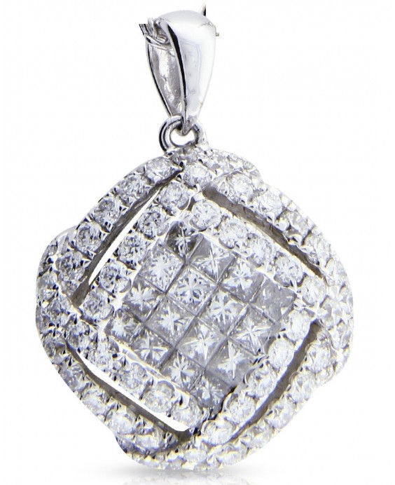 18K Pendant With Diamond