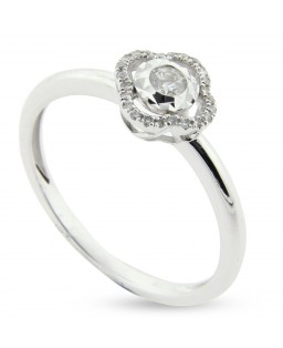 18K Ring With Diamond 