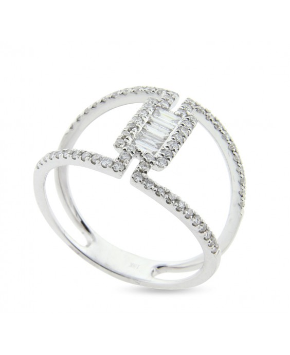 Split Shank Ring with Baguette Diamond